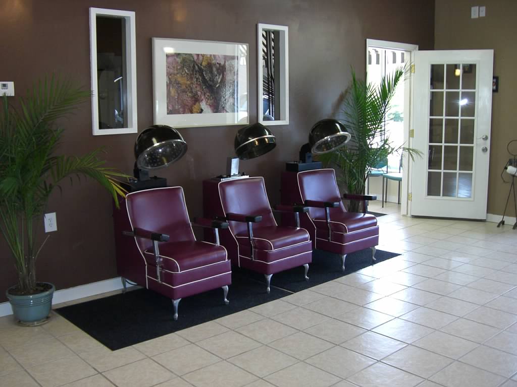Interior Rodney L Barnes Hair Salon Plus Barbering